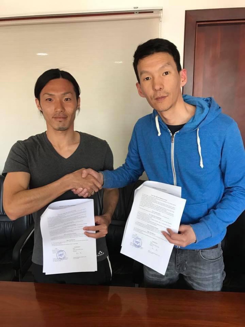 男子サッカー部ob東山晃選手がモンゴル1部リーグへ Topics 北陸大学 男子サッカー部ob東山晃選手がモンゴル1部リーグへ Topics 北陸大学