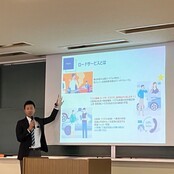 国際コミュニケーション学部1年次生が企業課題に挑戦！