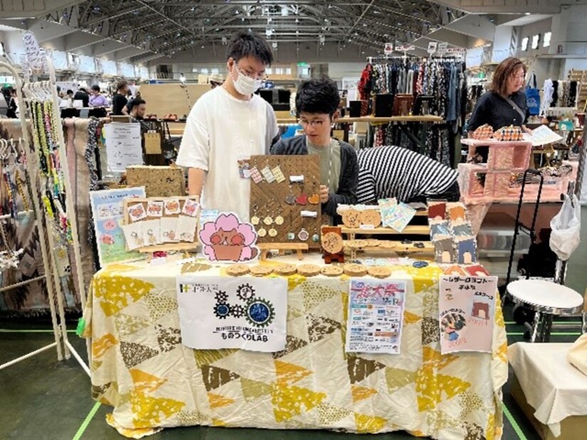 ものづくりLabが金沢ハンドメイドマルシェ2024に出店｜TOPICS｜北陸大学