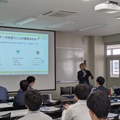 富山第一高校でTableauに関する教員研修を実施