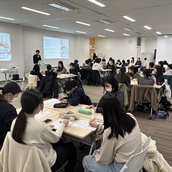 ４年次生が自らの経験をもとに、就職活動の