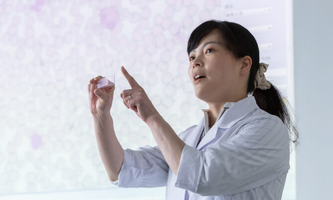 關谷 暁子